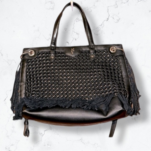 Simply Vera Vera Wang Black Fringe satchel - Picture 1 of 8